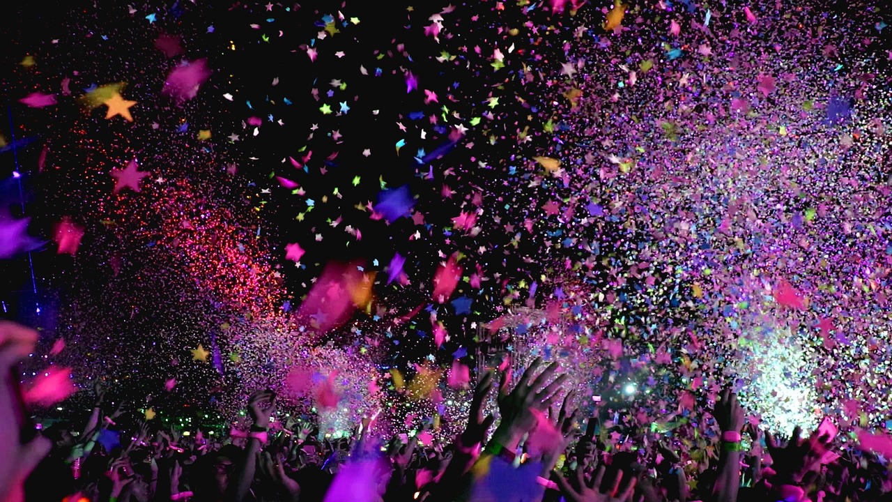 festival crowd event sample
